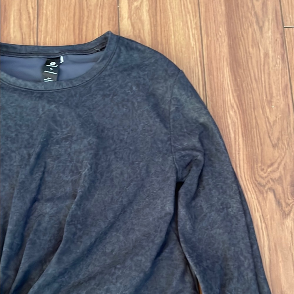 90 Degree By Reflex Gray Long Sleeve Tee